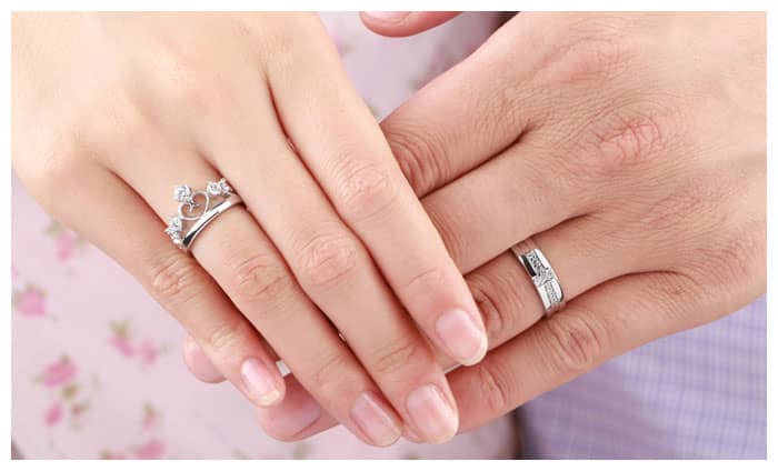 Matching cross hot sale wedding bands